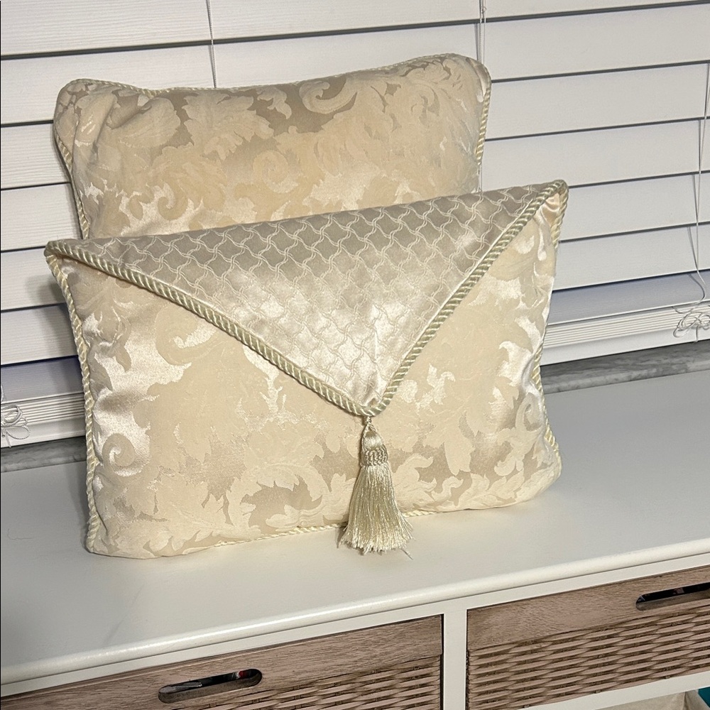 Elegant Cream Decorative Pillows